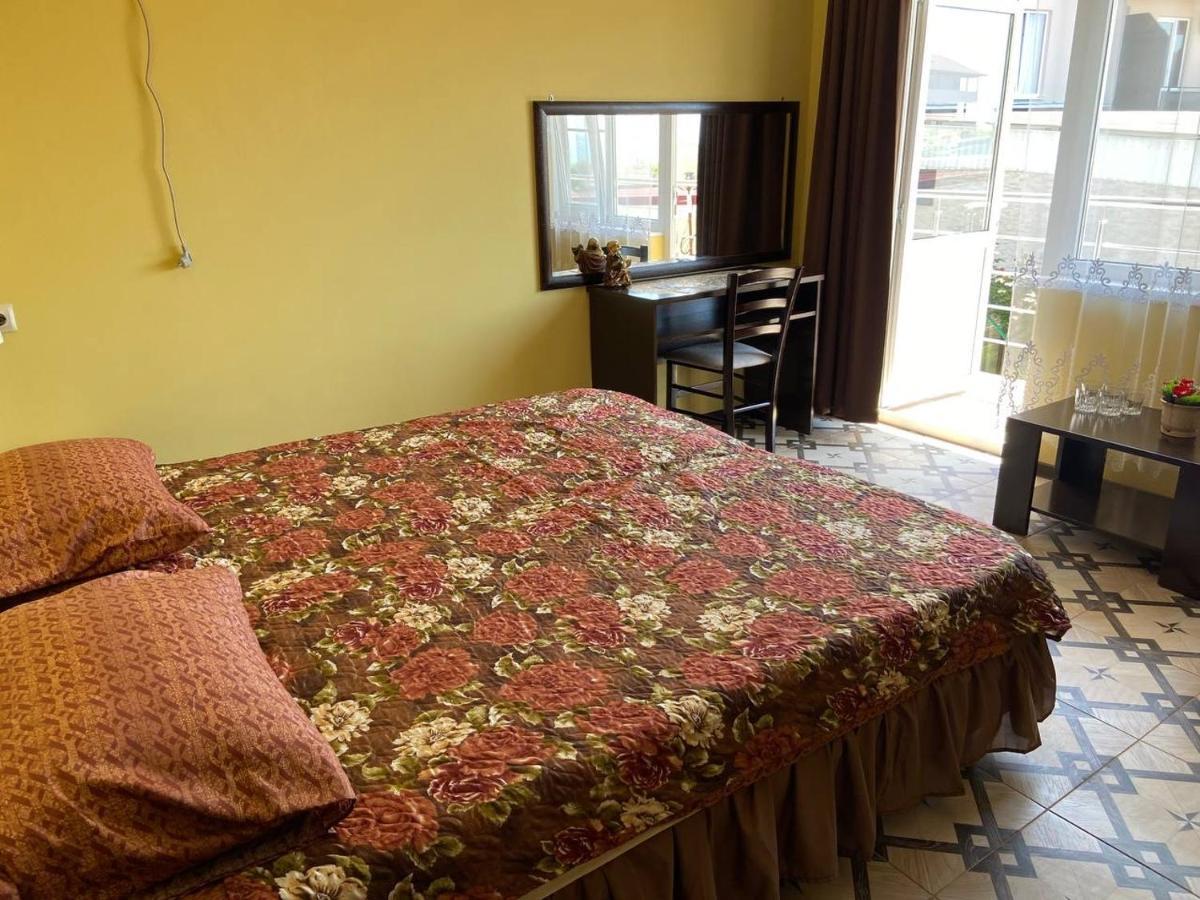 Park-hotel Abkhazia Tsandrypsh Bagian luar foto